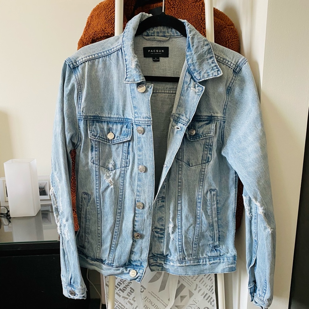 pacsun light wash jean jacket size S